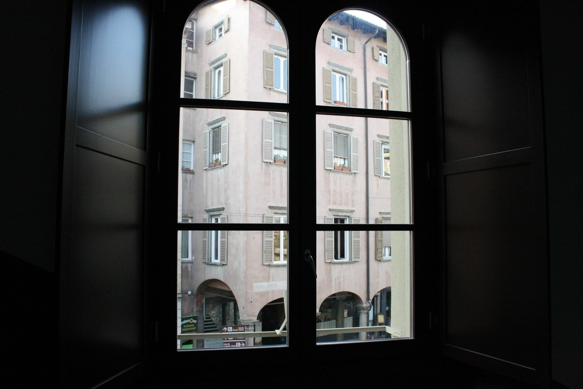 La Luna Blu In Old Town Bergamo Exterior photo